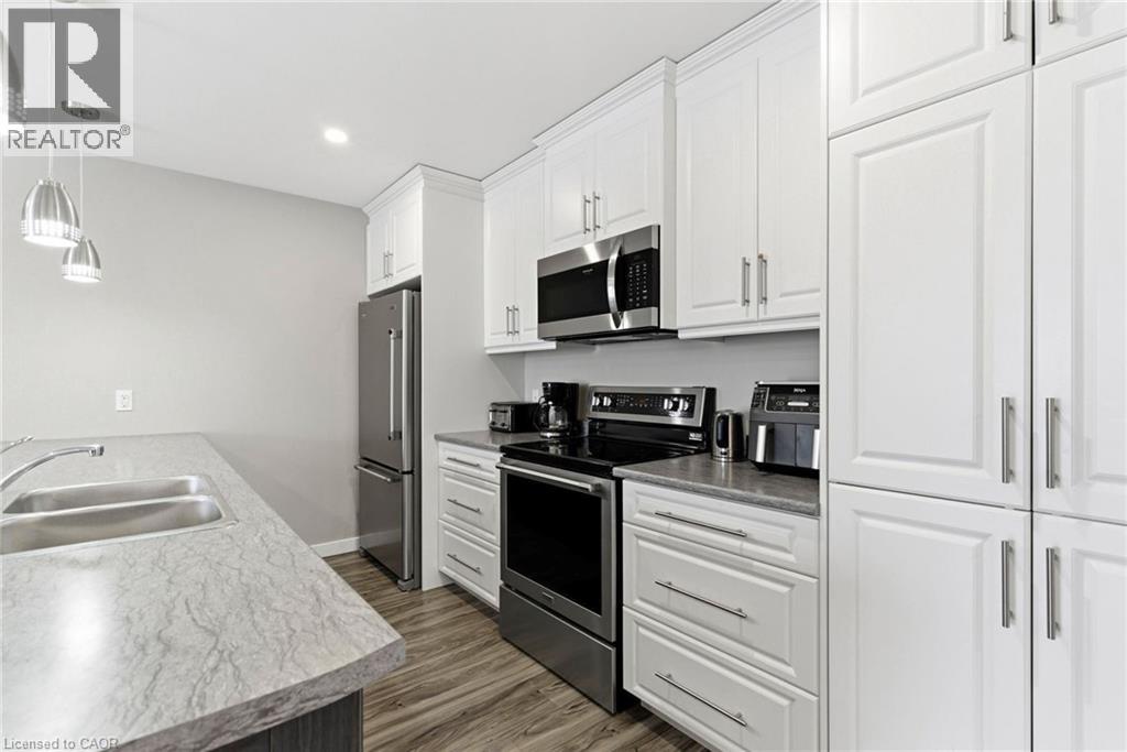 242 Glen Nora Drive, Cornwall, Ontario  K6H 0H6 - Photo 9 - 40802507