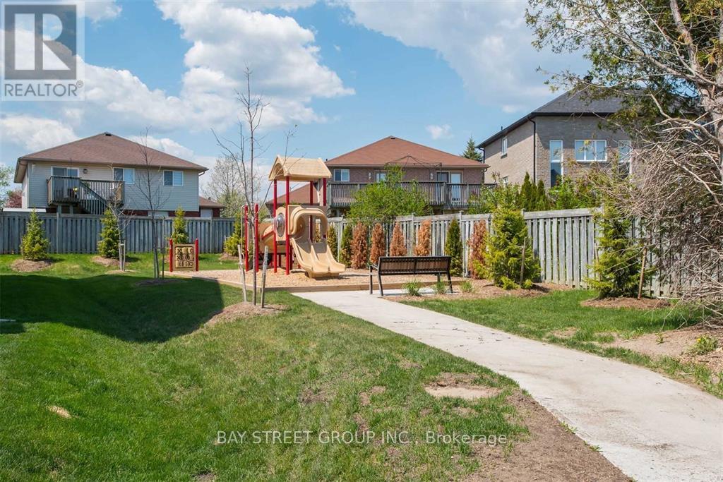 1 Stonehart Lane, Barrie, Ontario  L4M 7E8 - Photo 50 - S12888062