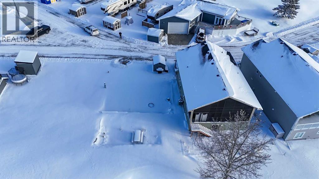 5011, 25054 South Pine Lake Road, Rural Red Deer County, Alberta  T0M 1J0 - Photo 2 - A2268299