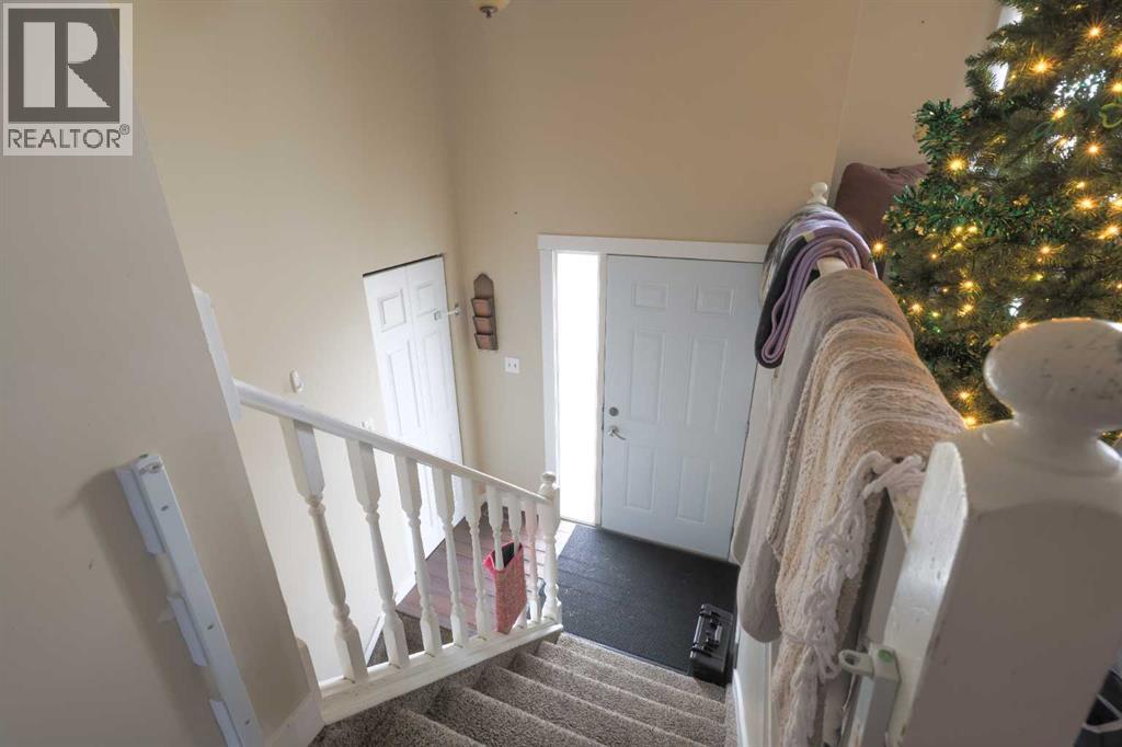 5727 60 Avenue, Rocky Mountain House, Alberta  T4T 1J2 - Photo 4 - A2290387