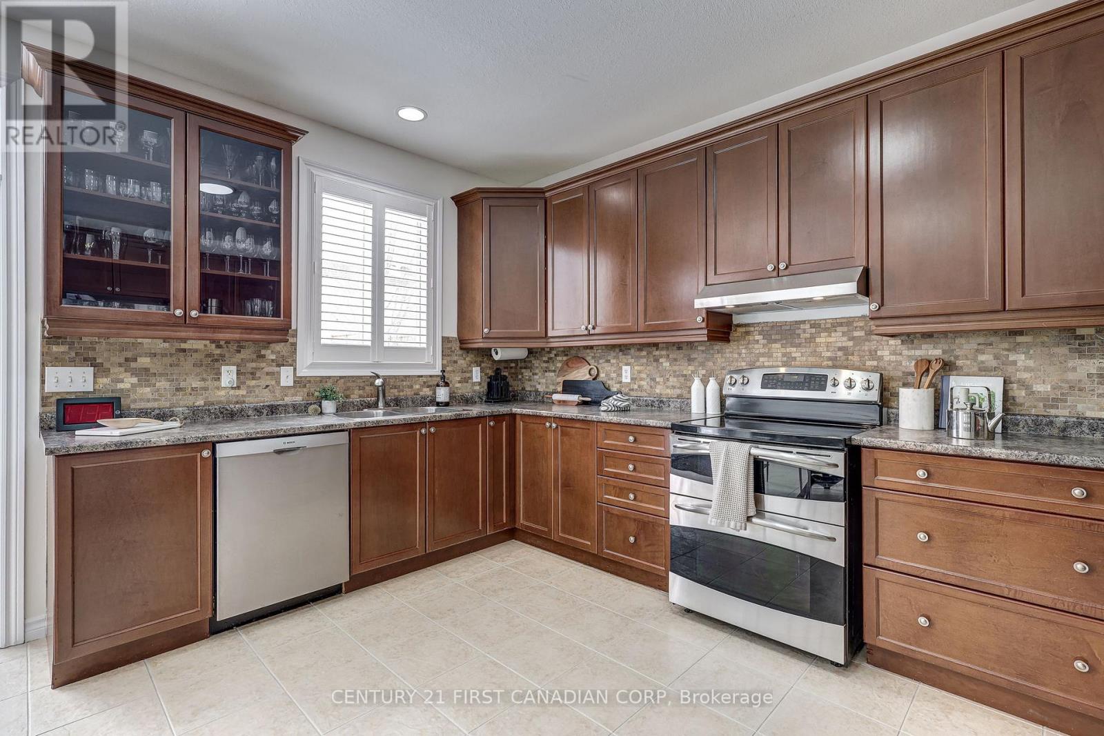 1336 Birchwood Drive, London South, Ontario  N6K 4Y5 - Photo 17 - X12929866