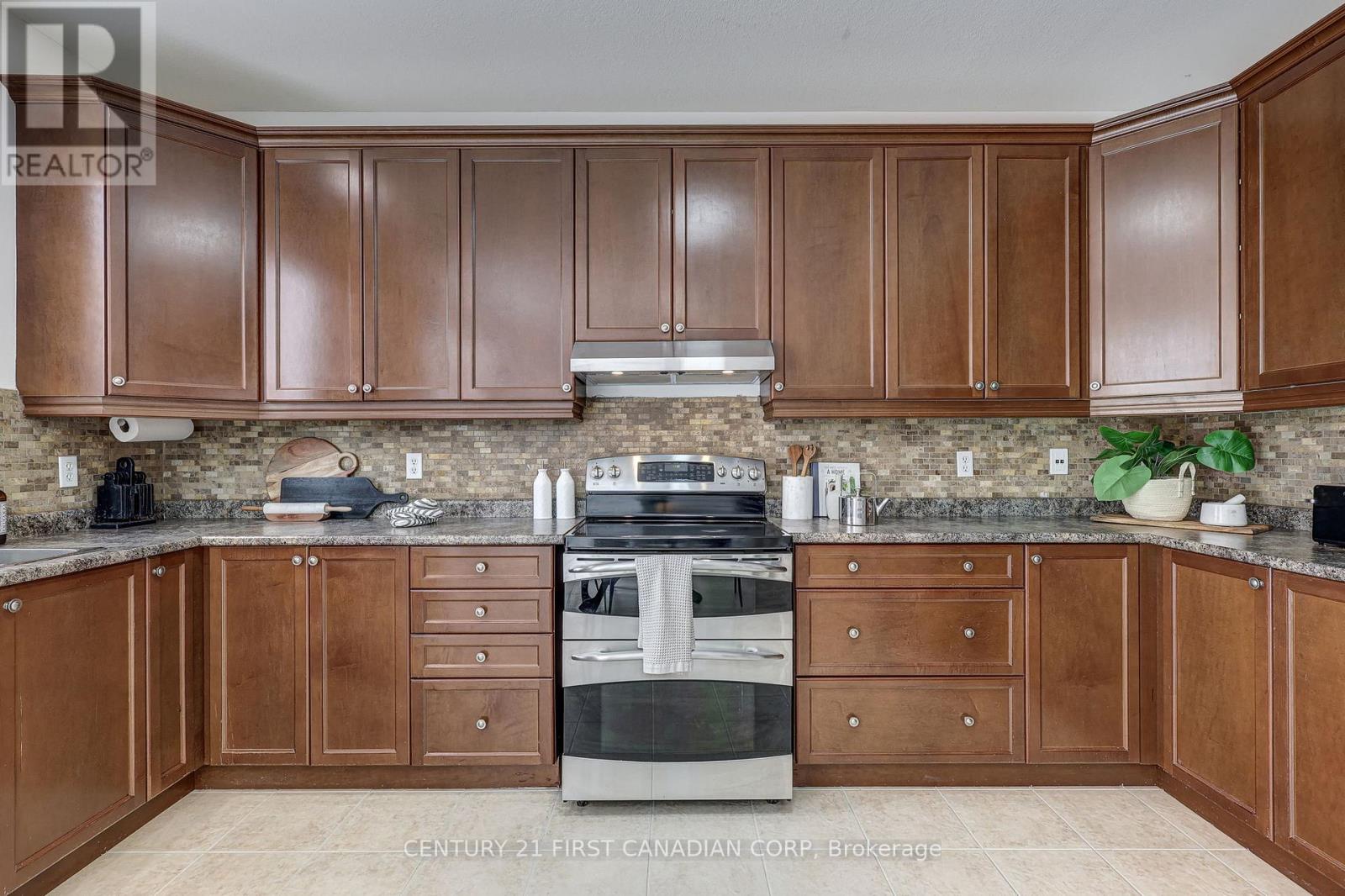 1336 Birchwood Drive, London South, Ontario  N6K 4Y5 - Photo 18 - X12929866