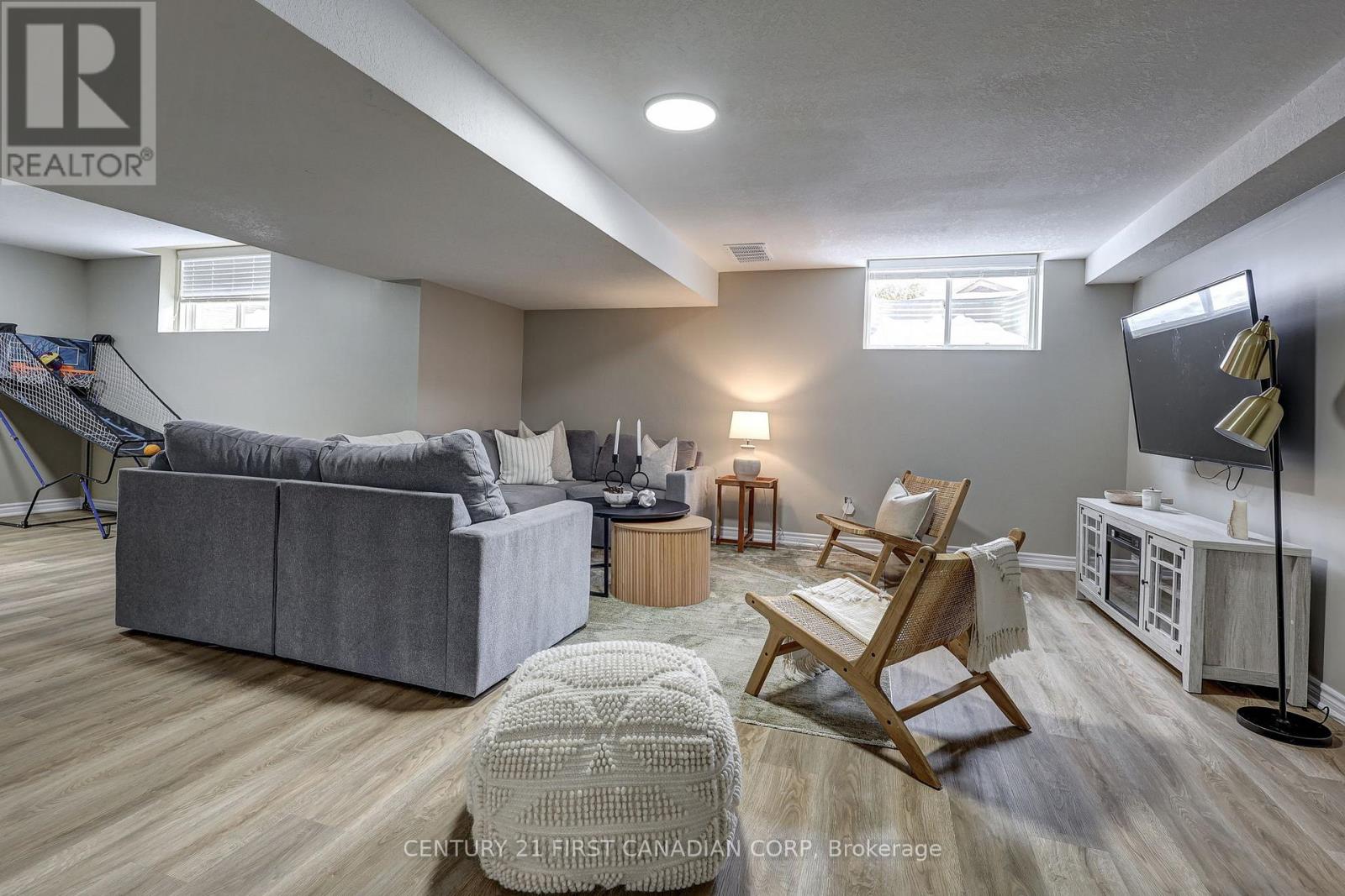 1336 Birchwood Drive, London South, Ontario  N6K 4Y5 - Photo 36 - X12929866