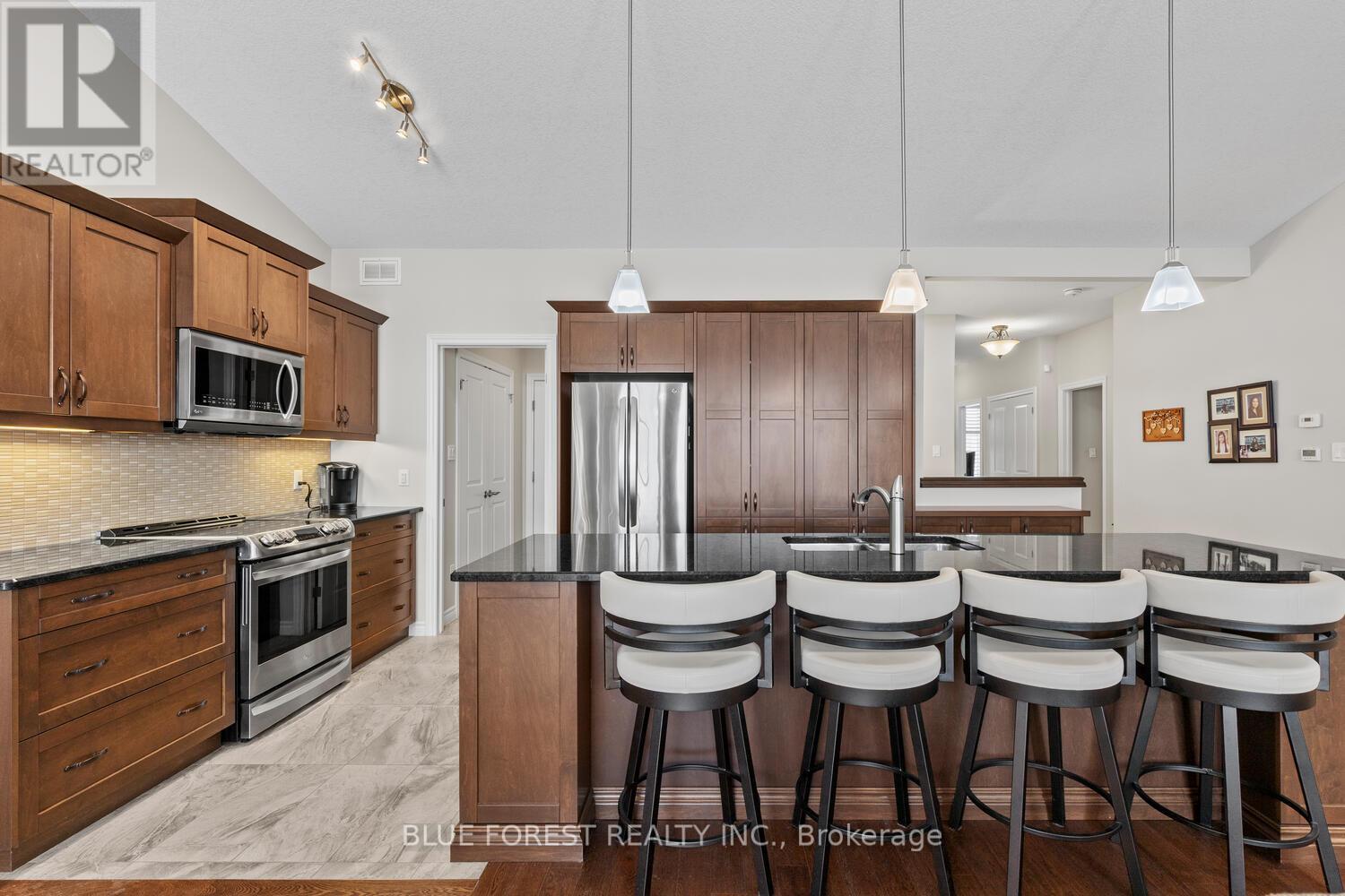 111 - 2250 Buroak Drive, London North, Ontario N6G 0N7 - Photo 14 - X12929940