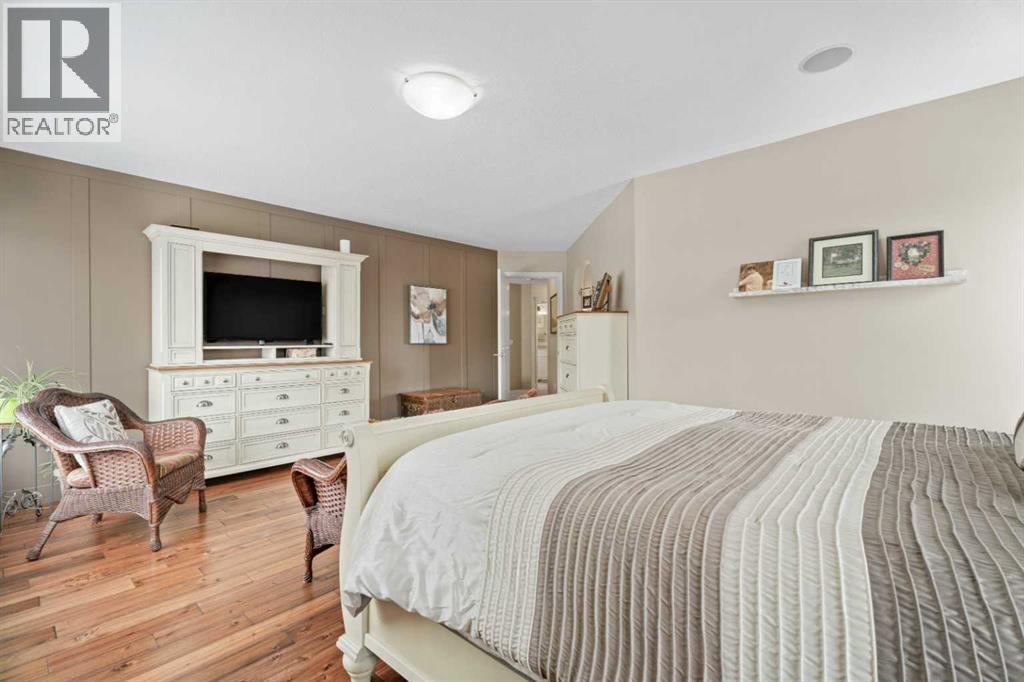 198 Westland Street, Okotoks, Alberta  T1S 0B4 - Photo 21 - A2295416