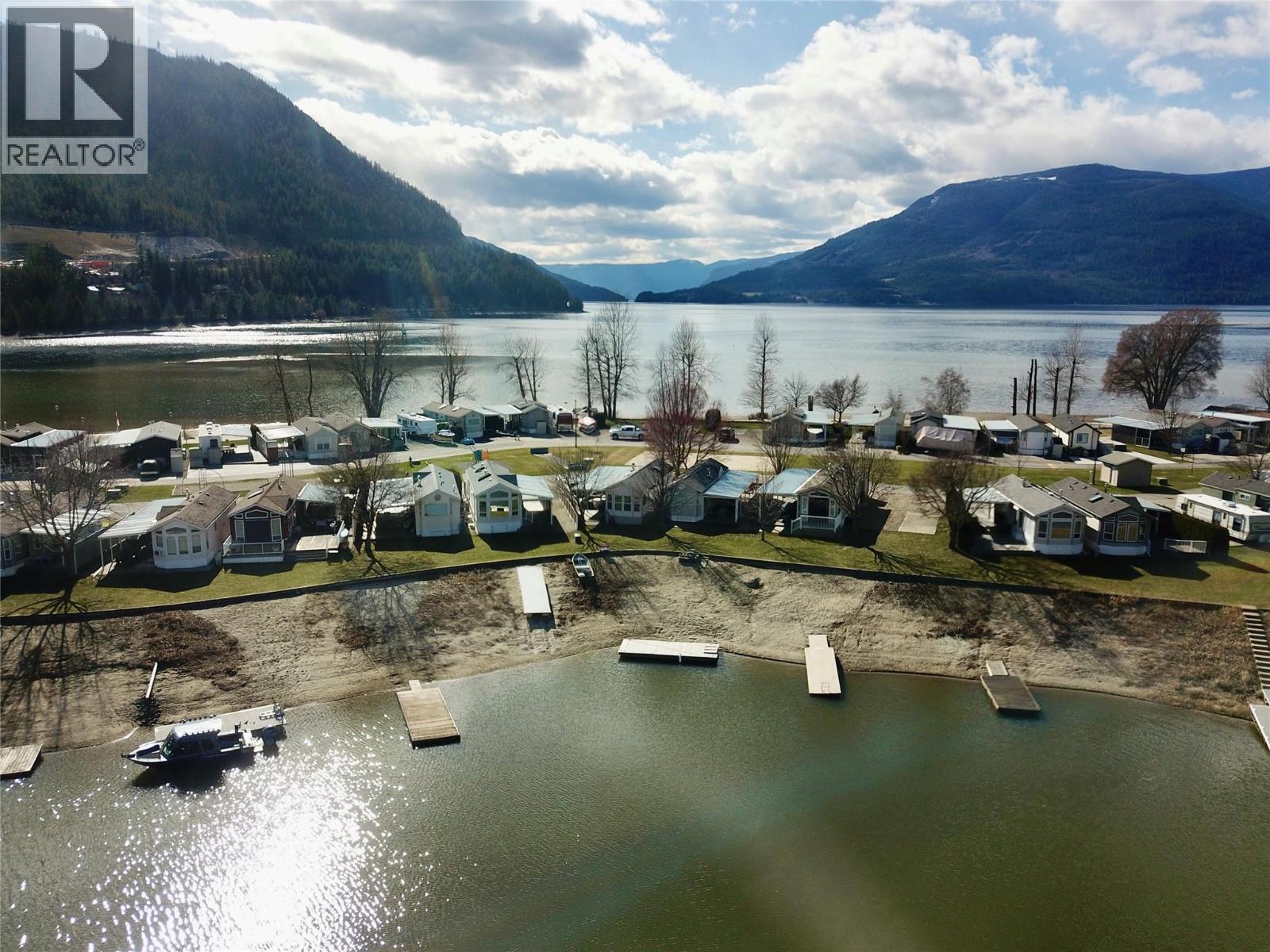 1455 Silver Sands Road Unit# 17, Sicamous, British Columbia  V0E 2V0 - Photo 19 - 10373793