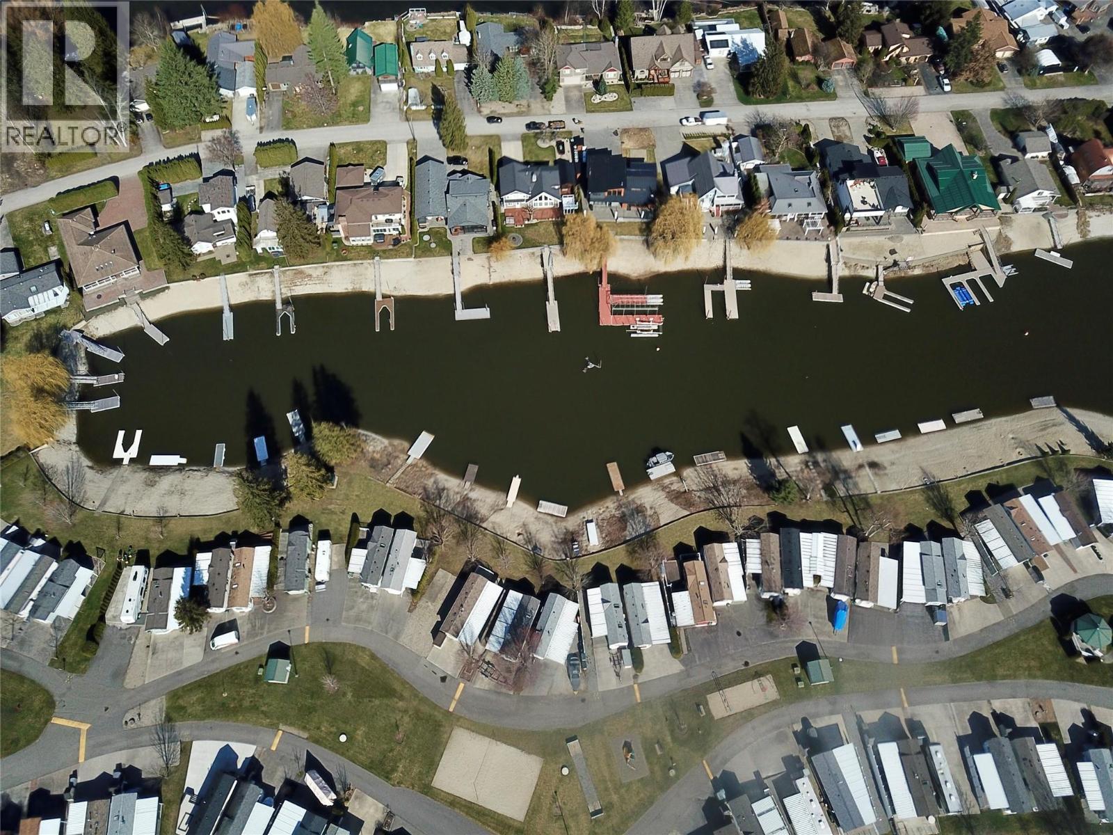 1455 Silver Sands Road Unit# 17, Sicamous, British Columbia  V0E 2V0 - Photo 2 - 10373793