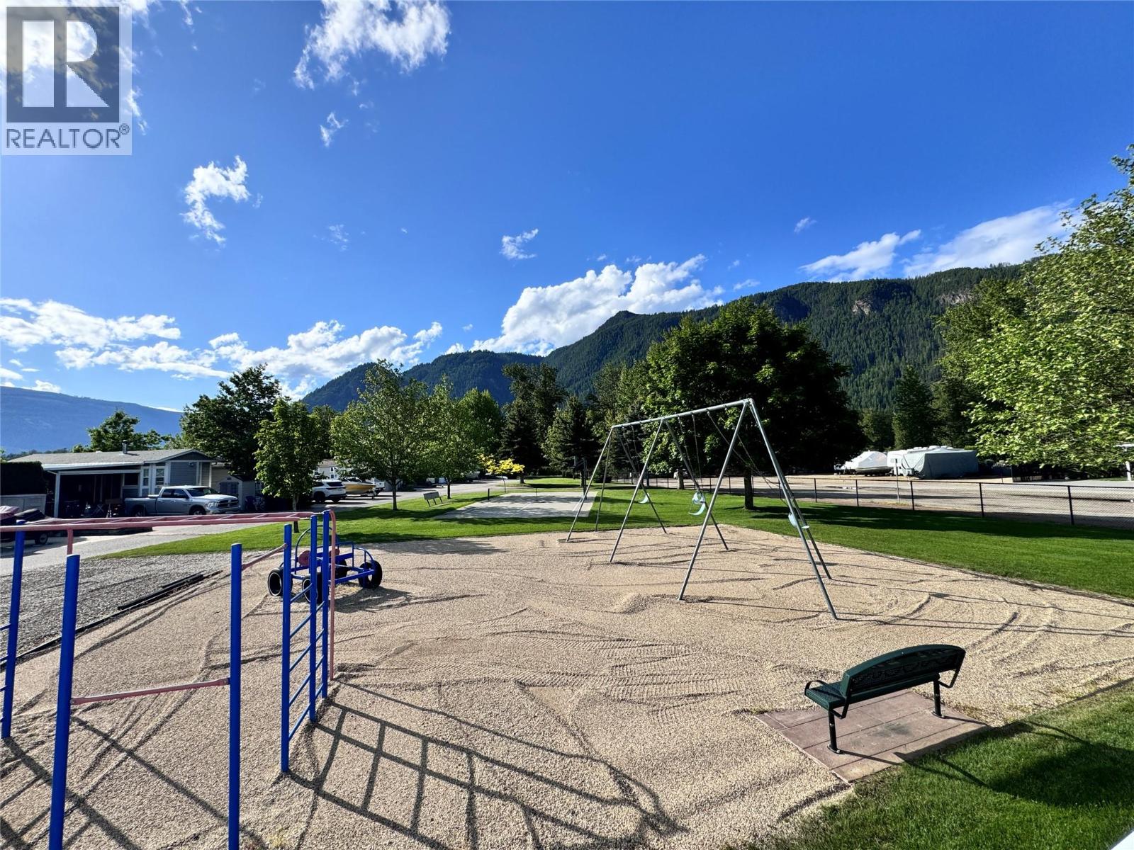 1455 Silver Sands Road Unit# 17, Sicamous, British Columbia  V0E 2V0 - Photo 45 - 10373793