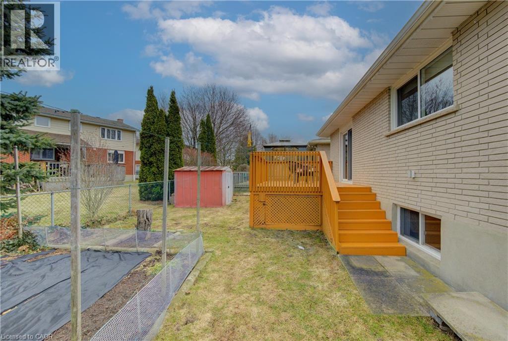 274 Heritage Drive, Kitchener, Ontario N2B 3K8 - Photo 39 - 40815519