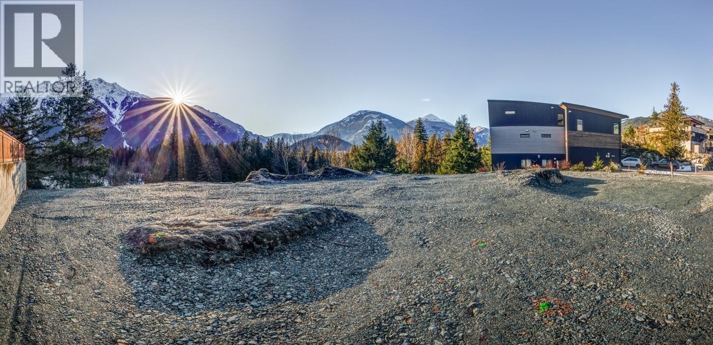 1770 Pinewood Drive, Pemberton, British Columbia  V0N 2L3 - Photo 8 - R3081711