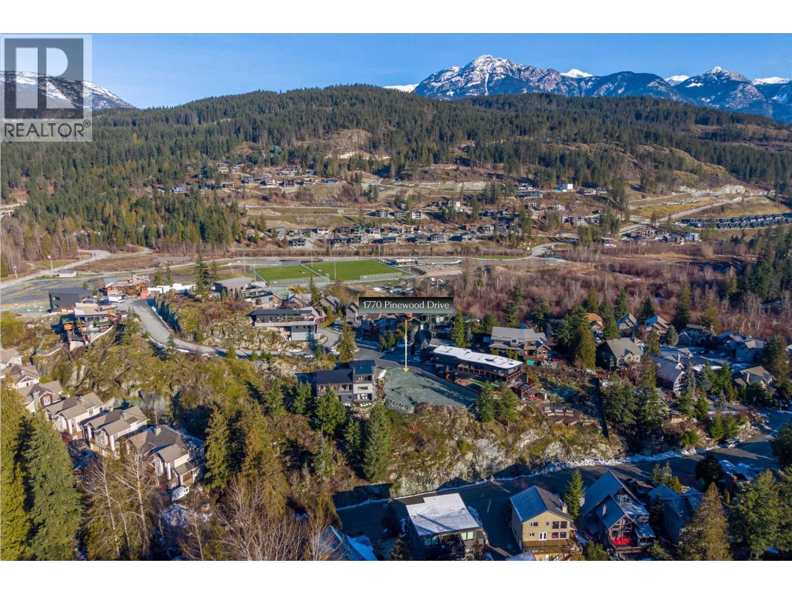 1770 Pinewood Drive, Pemberton, British Columbia  V0N 2L3 - Photo 14 - R3081711