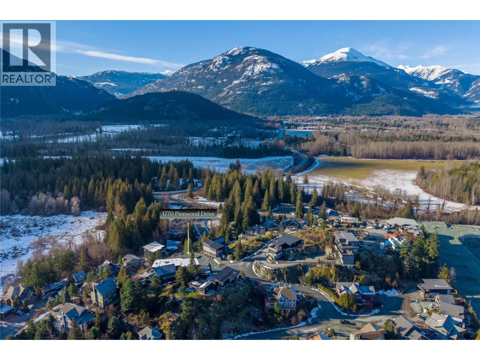 1770 Pinewood Drive, Pemberton, British Columbia  V0N 2L3 - Photo 19 - R3081711