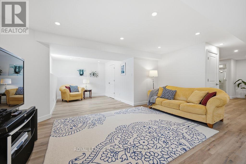 613 Miro Way, Ottawa, Ontario  K2T 0E6 - Photo 44 - X12929856