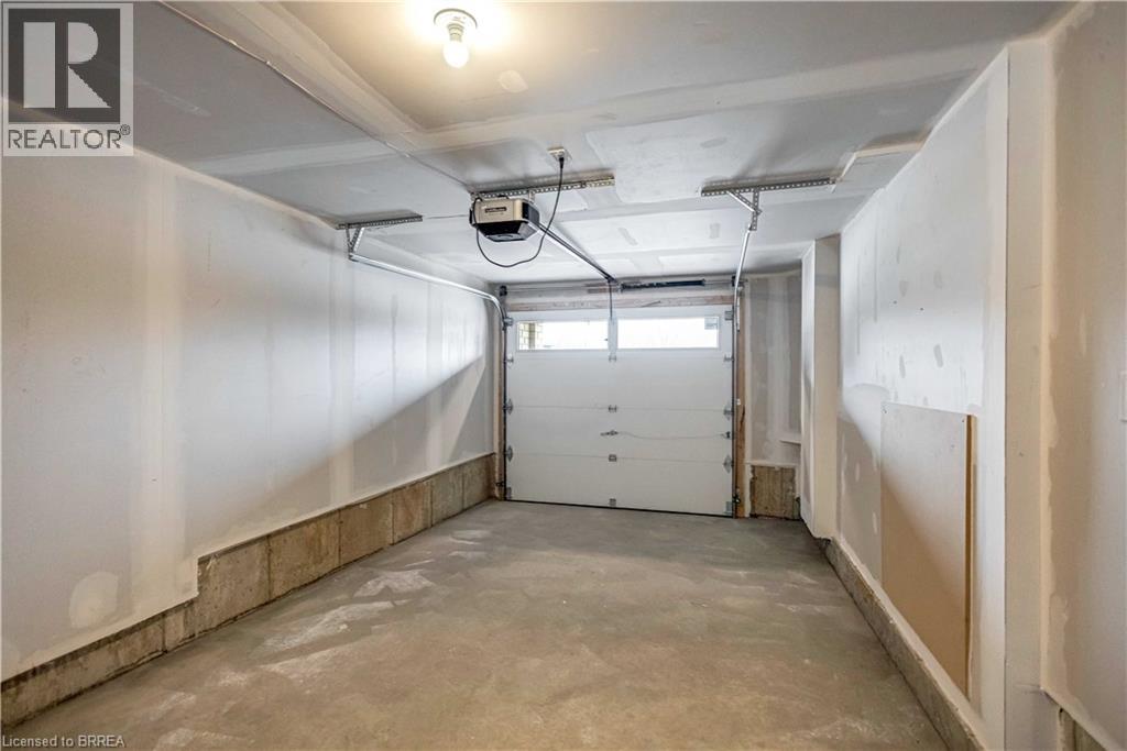 660 Colborne Street W Unit# 34, Brantford, Ontario  N3T 0L8 - Photo 35 - 40812636