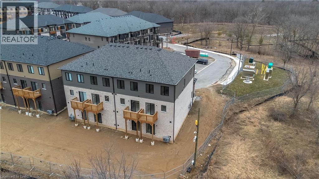660 Colborne Street W Unit# 34, Brantford, Ontario  N3T 0L8 - Photo 38 - 40812636