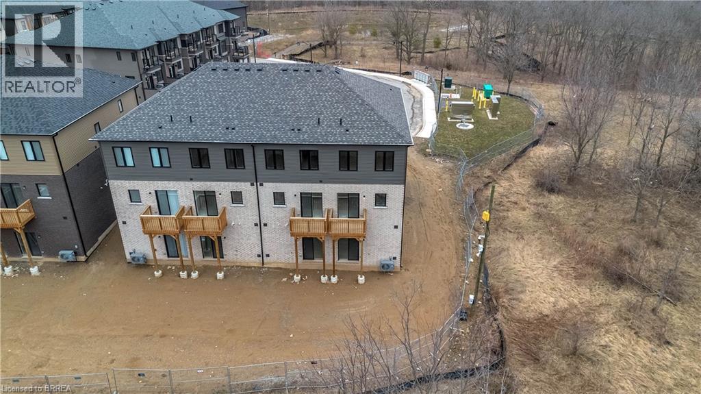 660 Colborne Street W Unit# 34, Brantford, Ontario  N3T 0L8 - Photo 39 - 40812636