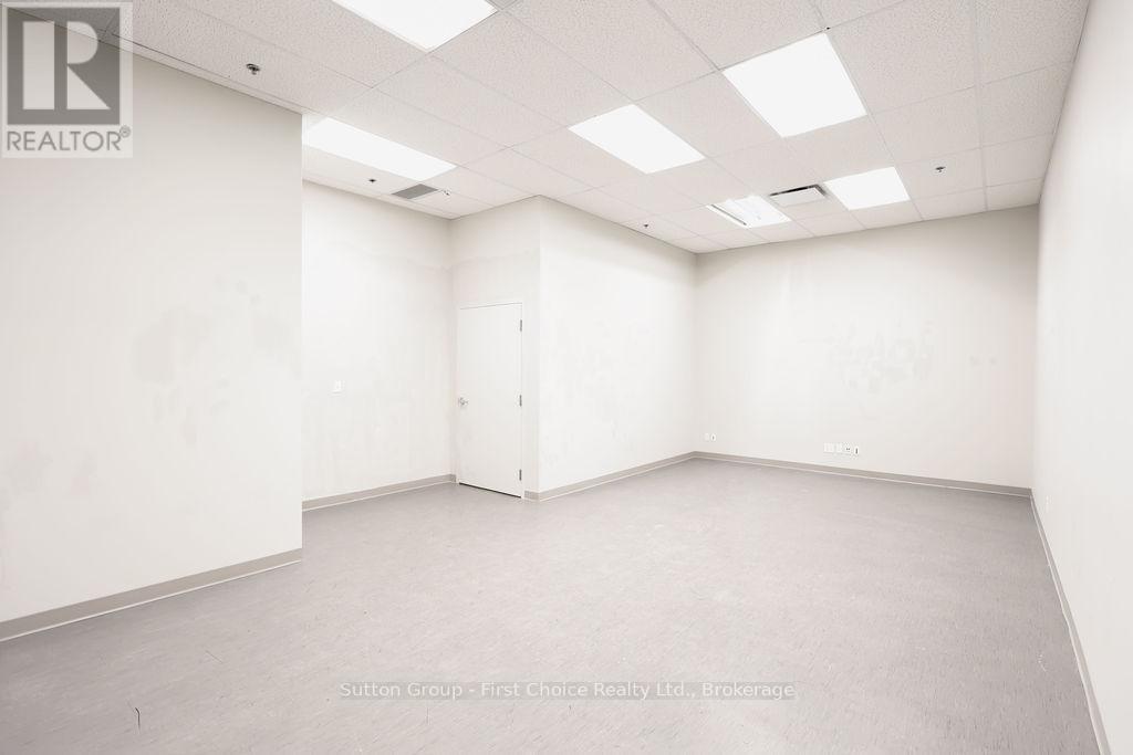 73 Albert Street, Stratford, Ontario  N5A 3K2 - Photo 13 - X10780301