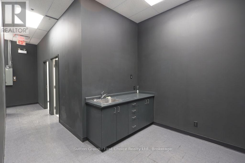 73 Albert Street, Stratford, Ontario  N5A 3K2 - Photo 15 - X10780301