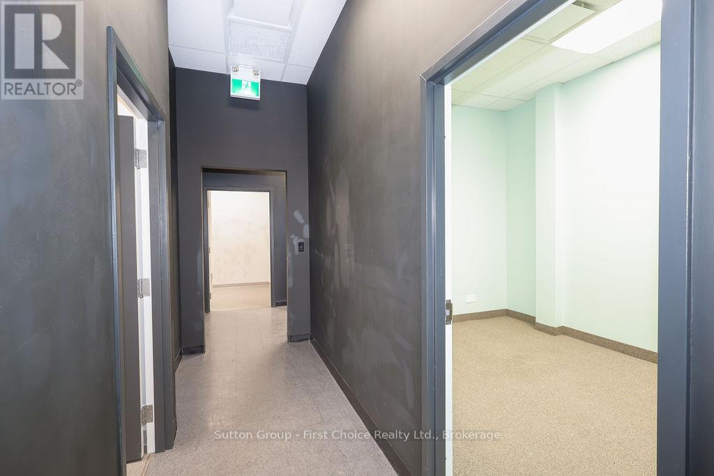 73 Albert Street, Stratford, Ontario  N5A 3K2 - Photo 9 - X10780301