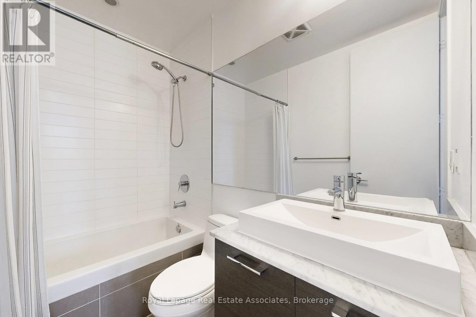 814 - 399 Adelaide Street W, Toronto, Ontario  M5V 1S1 - Photo 24 - C12929486