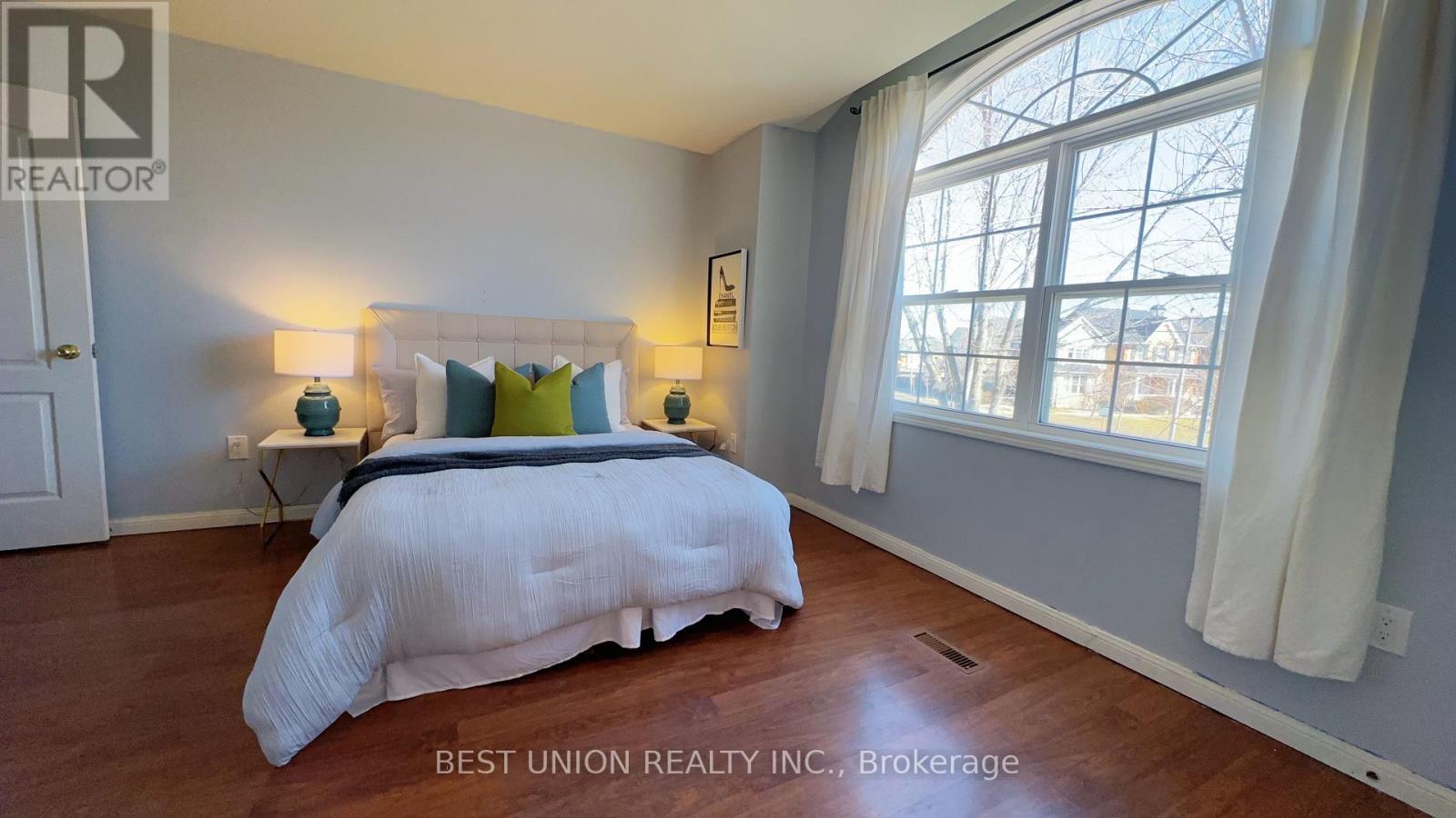 320 Country Glen Road, Markham, Ontario  L6B 1C5 - Photo 18 - N12907794