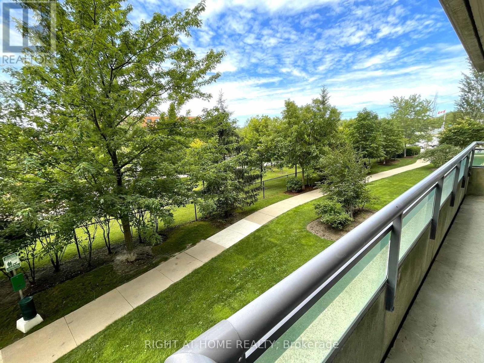 217 - 350 Red Maple Road, Richmond Hill, Ontario  L4C 6P5 - Photo 17 - N12926768