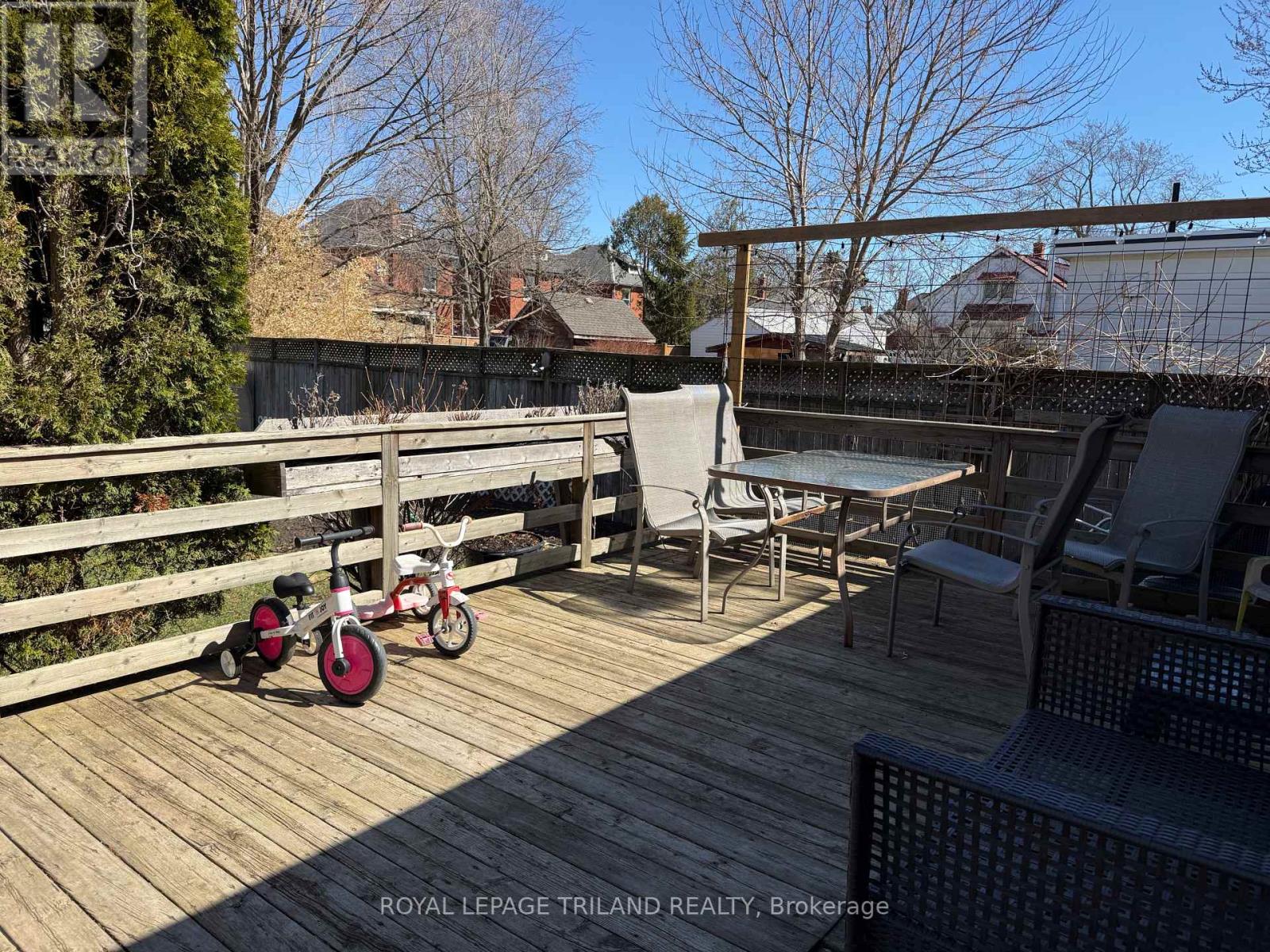 90 Locust Street, St. Thomas, Ontario  N5R 2C4 - Photo 33 - X12814406