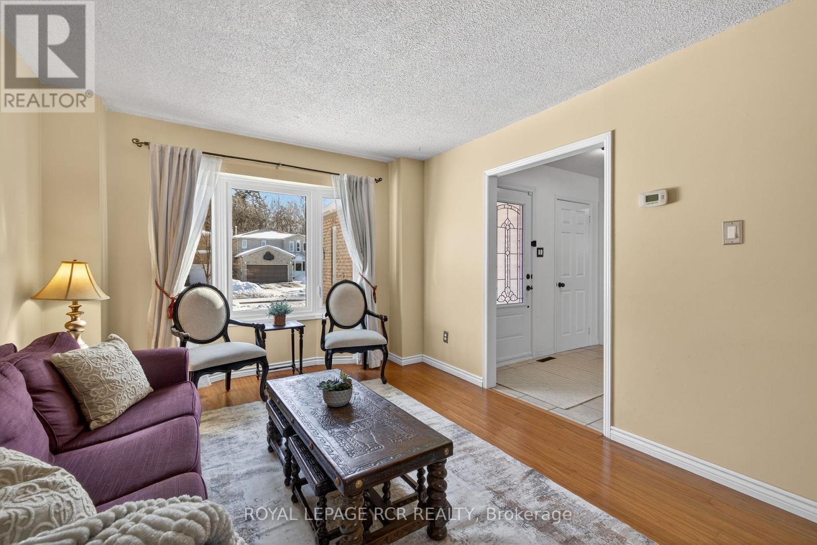 21 Webster Way, Halton Hills, Ontario  L7G 5J7 - Photo 15 - W12794270