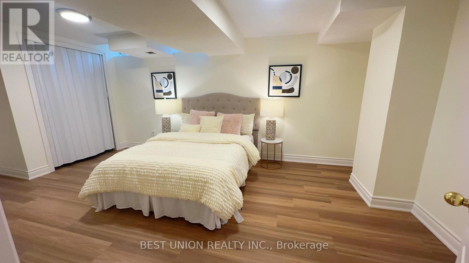 320 Country Glen Road, Markham, Ontario  L6B 1C5 - Photo 23 - N12907794