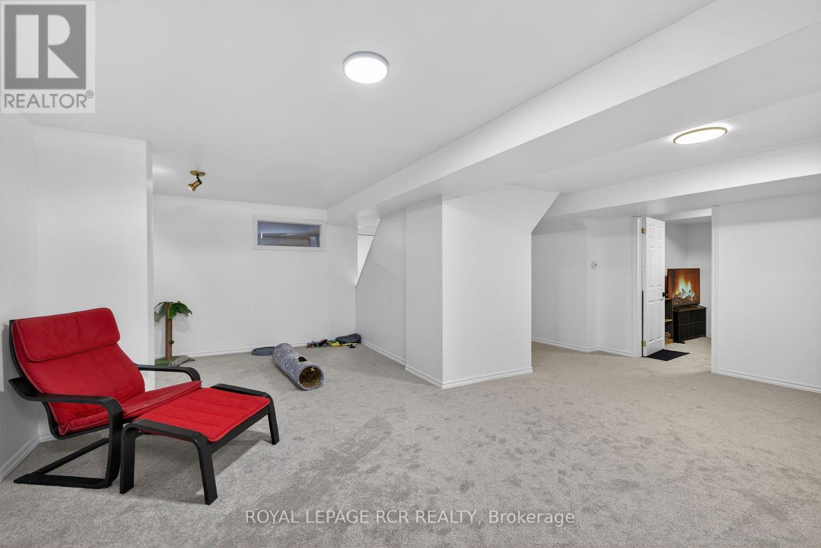 21 Webster Way, Halton Hills, Ontario  L7G 5J7 - Photo 32 - W12794270