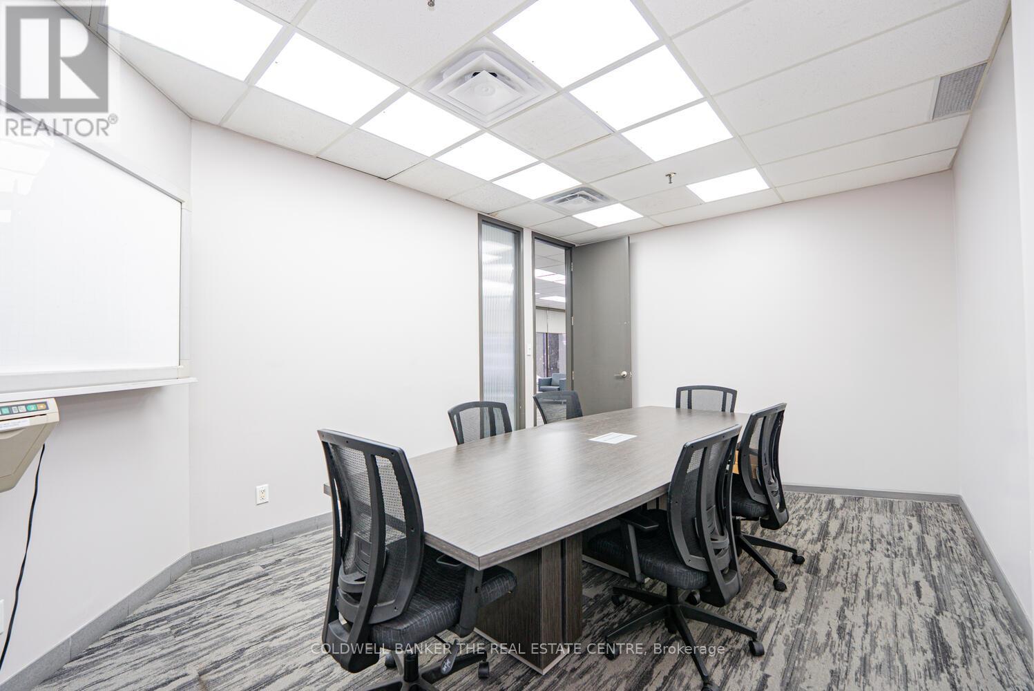 6015 Kestrel Road, Mississauga (Northeast), Ontario  L5T 1S8 - Photo 15 - W12834502