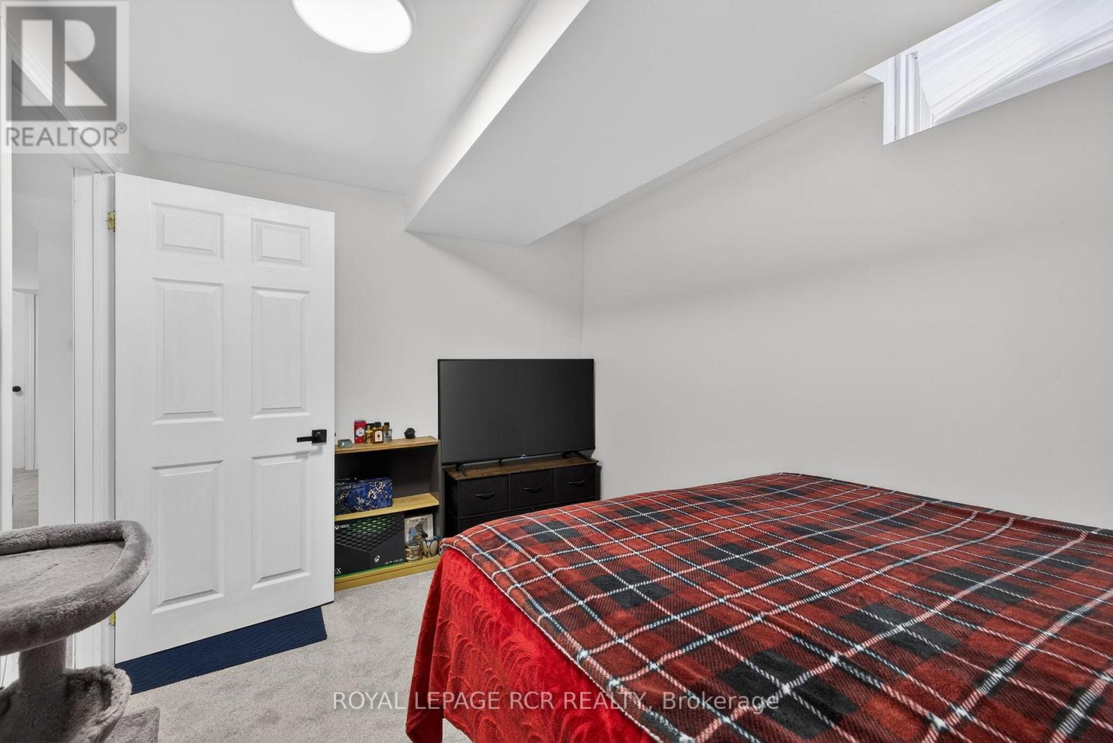 21 Webster Way, Halton Hills, Ontario  L7G 5J7 - Photo 34 - W12794270