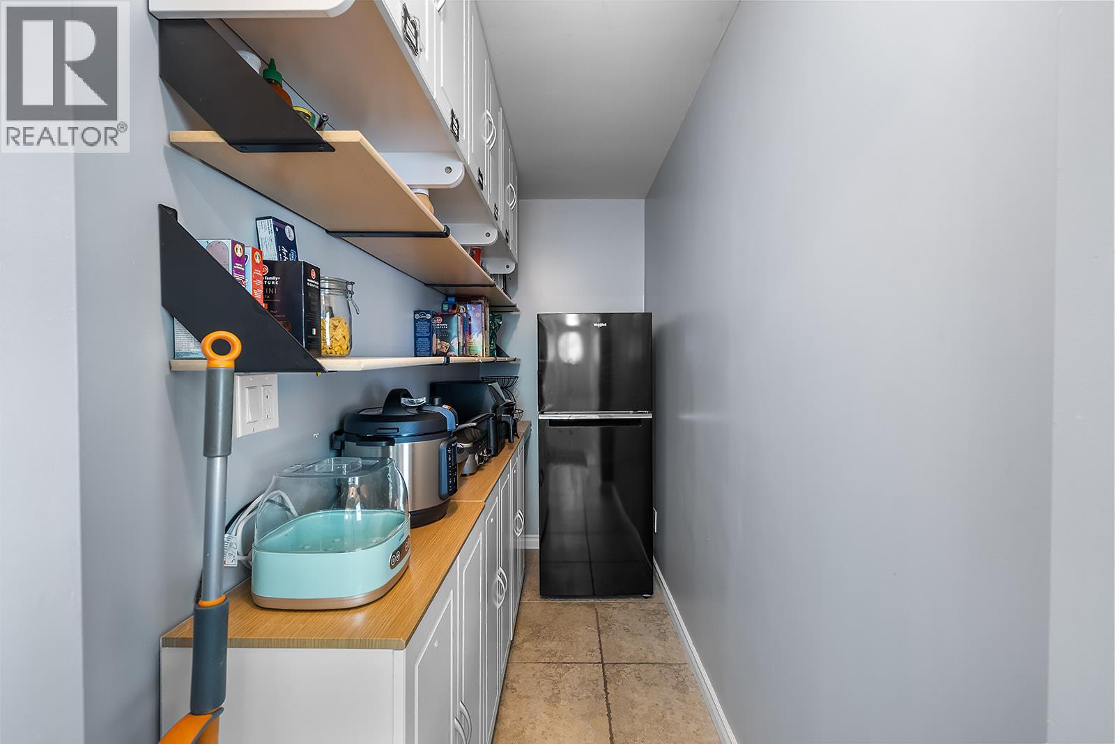 2490 Wilson Road, Cranbrook, British Columbia  V1C 6V4 - Photo 10 - 10380847