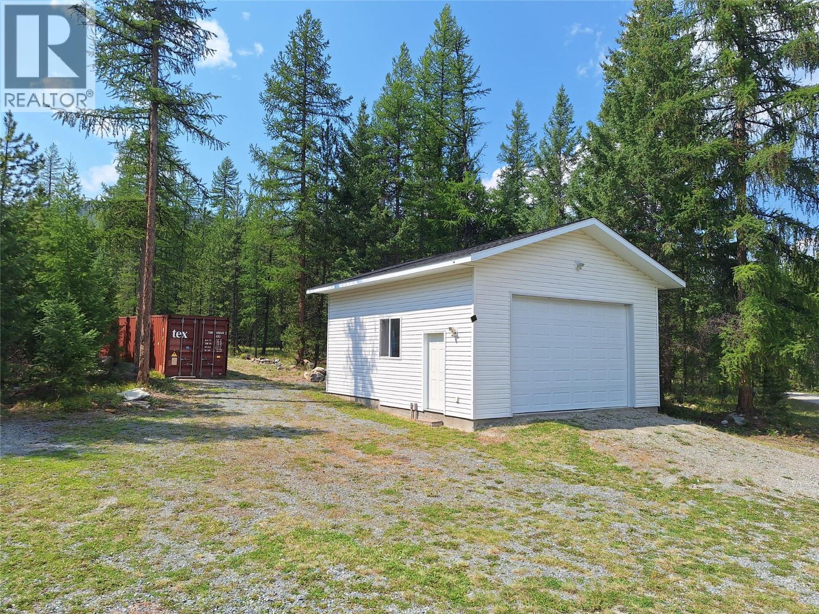 2490 Wilson Road, Cranbrook, British Columbia  V1C 6V4 - Photo 2 - 10380847