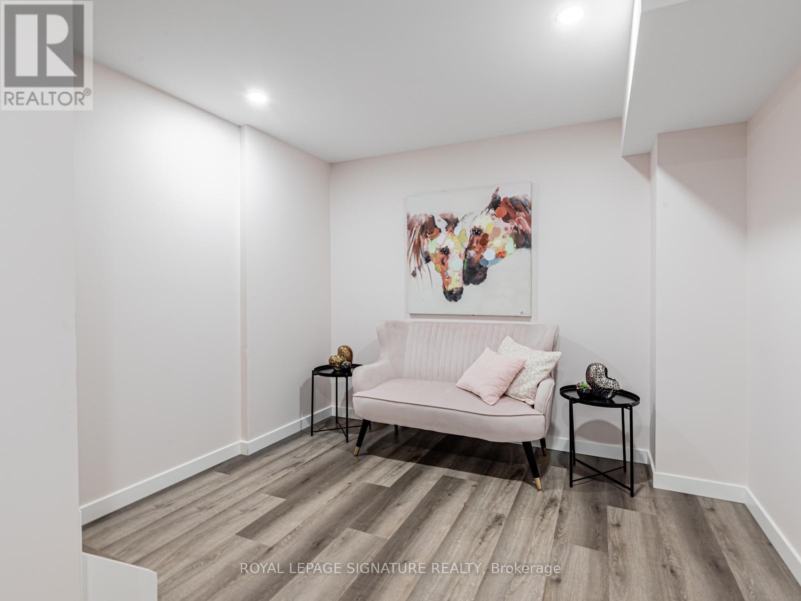 26 Marks Road, Springwater, Ontario  L9X 0S5 - Photo 33 - S12838026