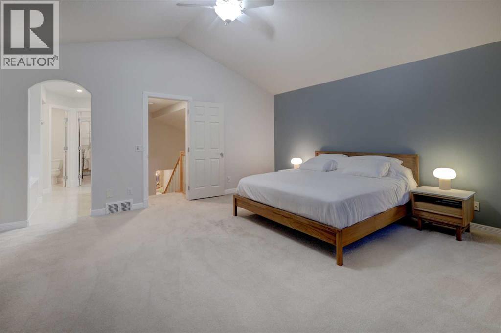 57 Discovery Ridge Hill Sw, Calgary, Alberta  T3H 4Y5 - Photo 20 - A2293374