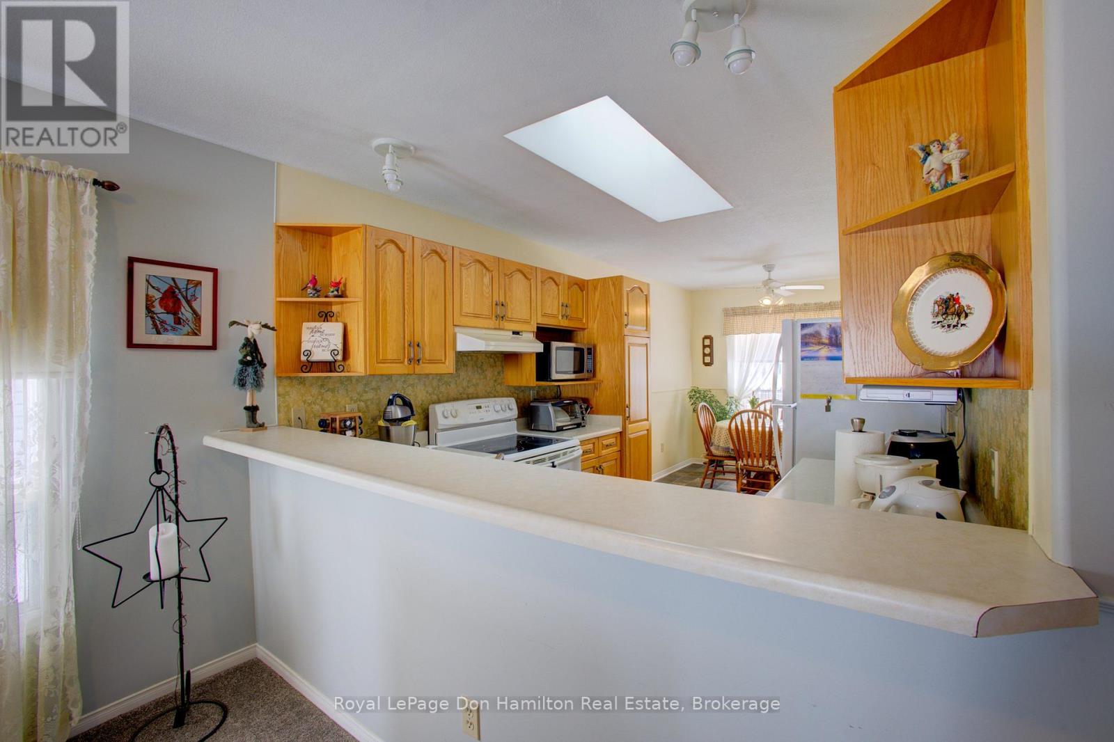 101 Meadowview Lane S, North Perth, Ontario N4W 3G8 - Photo 12 - X12929876