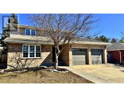 86 FREELAND DRIVE, Stratford, Ontario