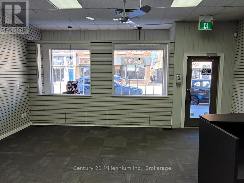 801 Queen Street, Kincardine, Ontario N2Z 2Y2 - Photo 4 - X12929974