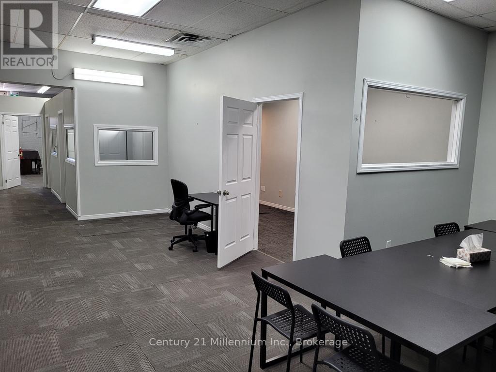 801 Queen Street, Kincardine, Ontario N2Z 2Y2 - Photo 8 - X12929974