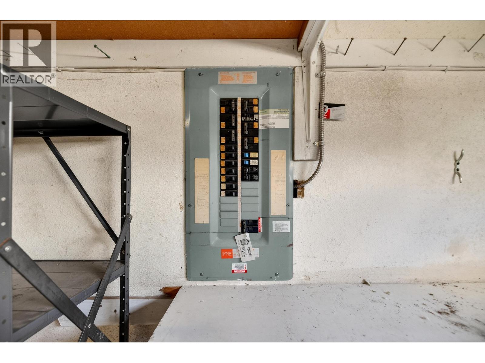 21980 126 Avenue, Maple Ridge, British Columbia V2X 0V7 - Photo 29 - R3103915