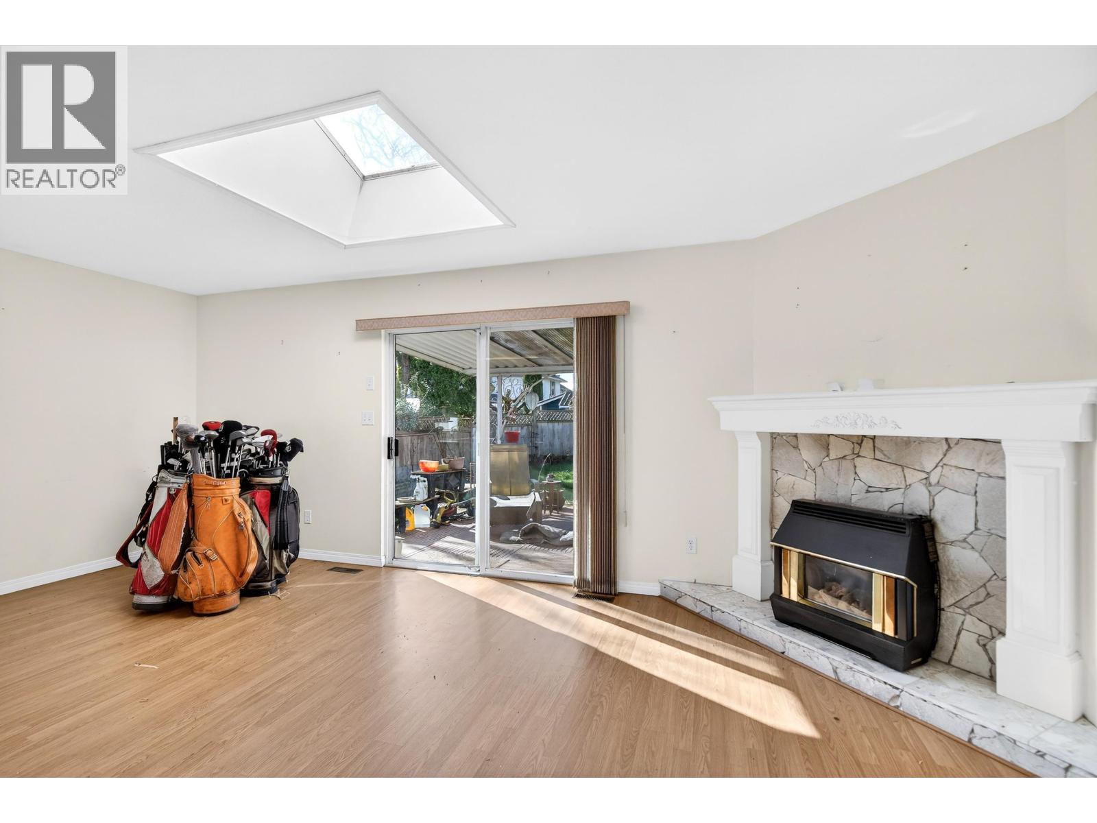 21980 126 Avenue, Maple Ridge, British Columbia V2X 0V7 - Photo 12 - R3103915