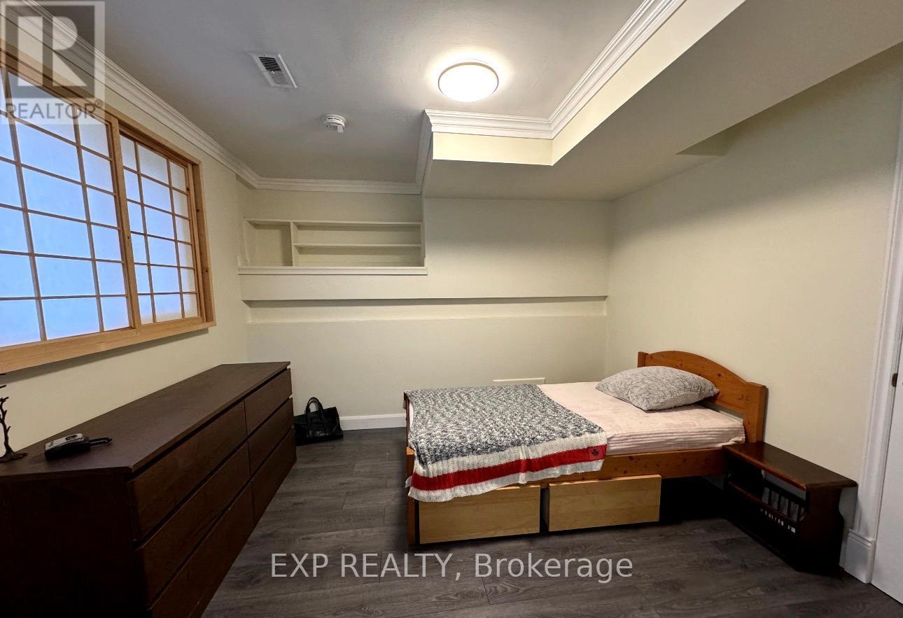 Lower - 18 Greenland Road, Toronto (Banbury-Don Mills), Ontario  M3C 1N1 - Photo 2 - C12929922