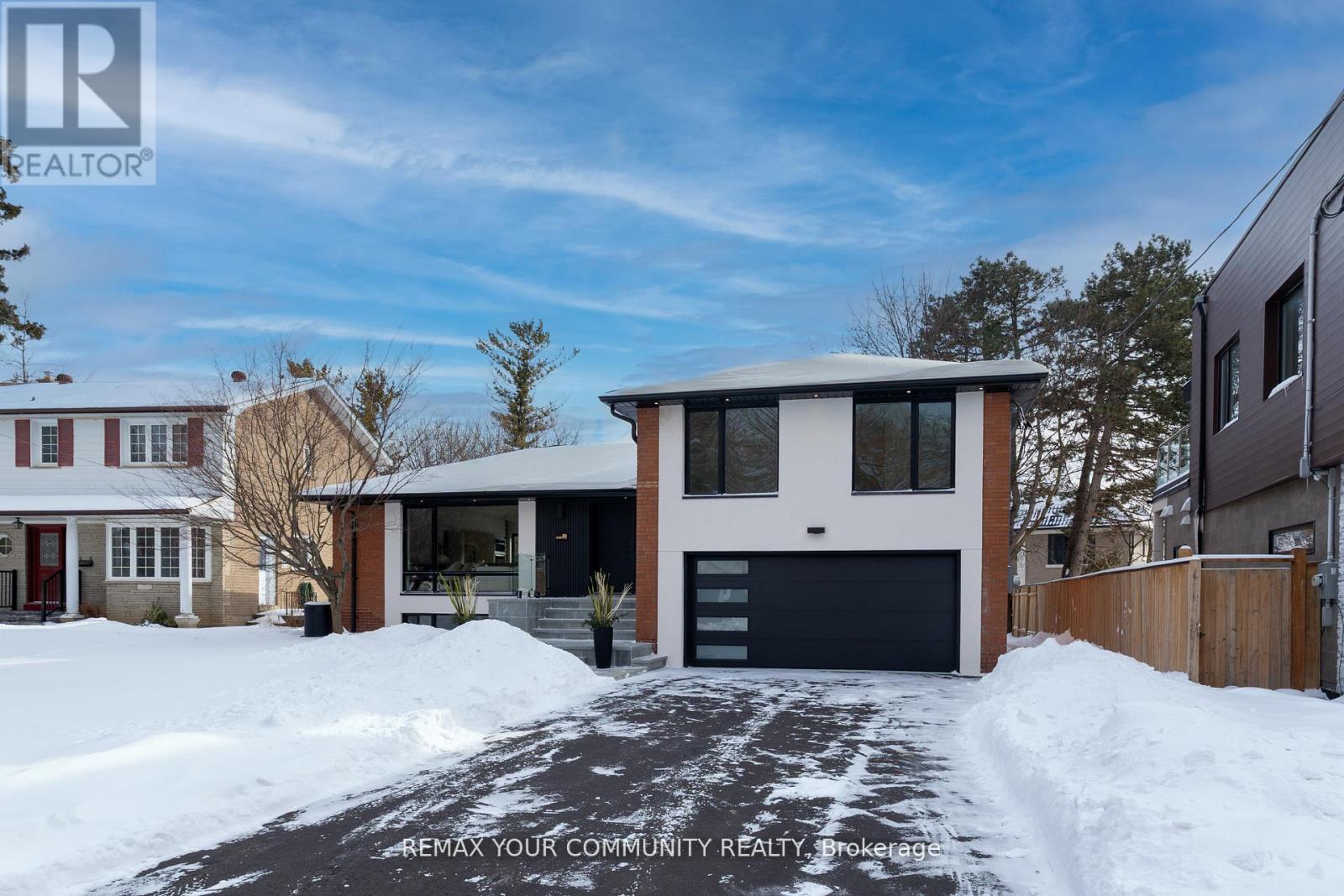 35 Geraldton Crescent, Toronto, Ontario  M2J 2R5 - Photo 2 - C12929966