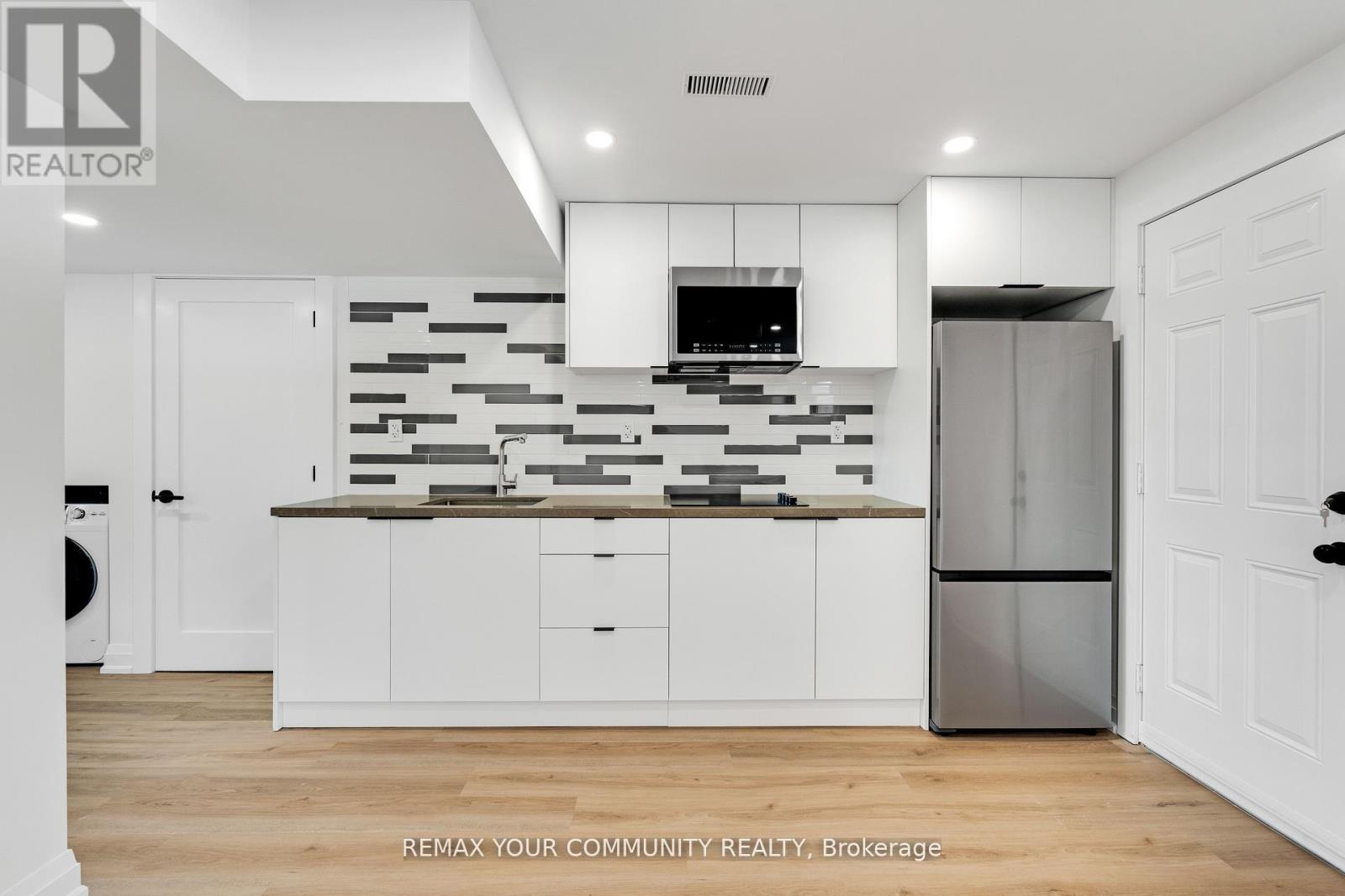 35 Geraldton Crescent, Toronto, Ontario  M2J 2R5 - Photo 33 - C12929966