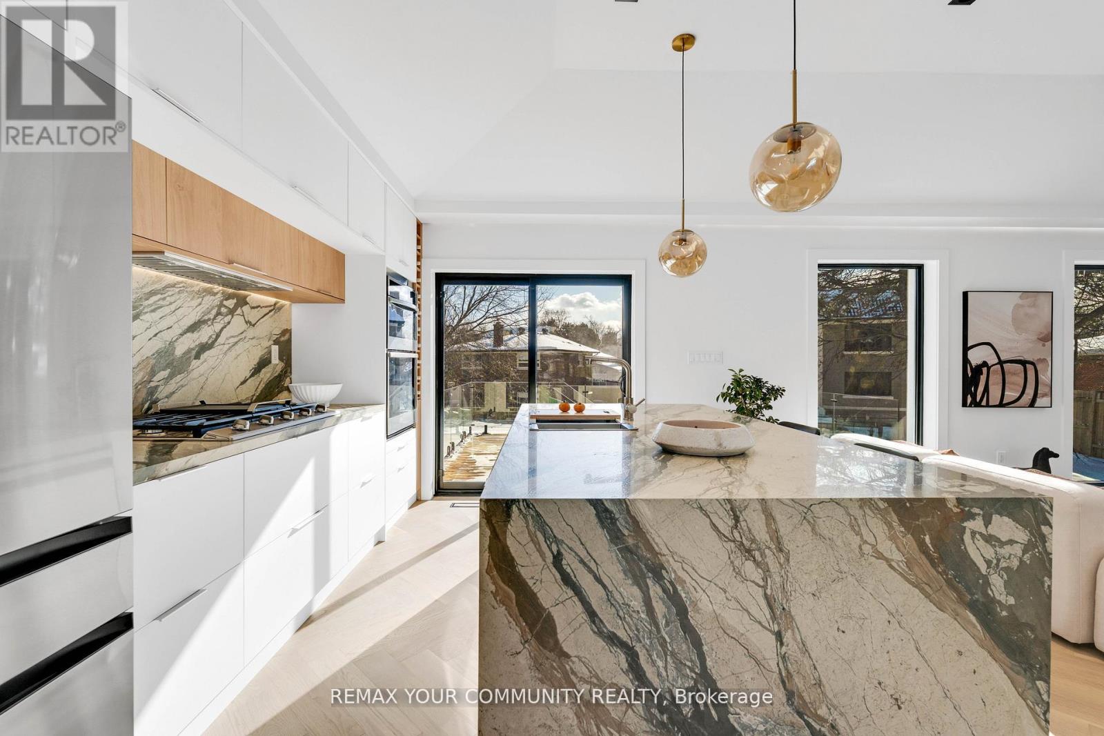 35 Geraldton Crescent, Toronto, Ontario  M2J 2R5 - Photo 8 - C12929966