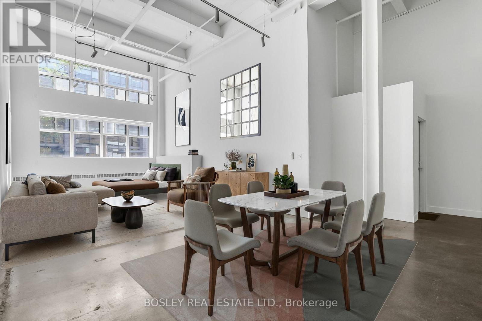 132 - 1173 DUNDAS STREET E, Toronto, Ontario