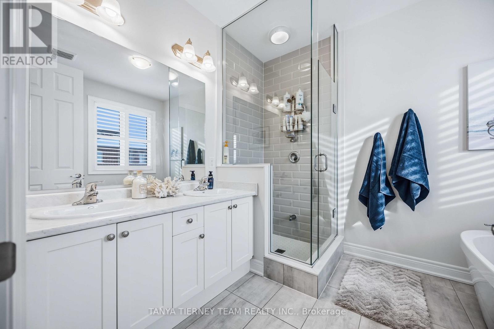 17 Pennine Drive, Whitby, Ontario  L1P 0C3 - Photo 33 - E12929888