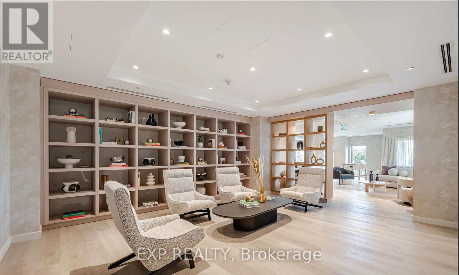 720 - 86 Dundas Street E, Mississauga, Ontario  L5A 1W4 - Photo 19 - W12922978