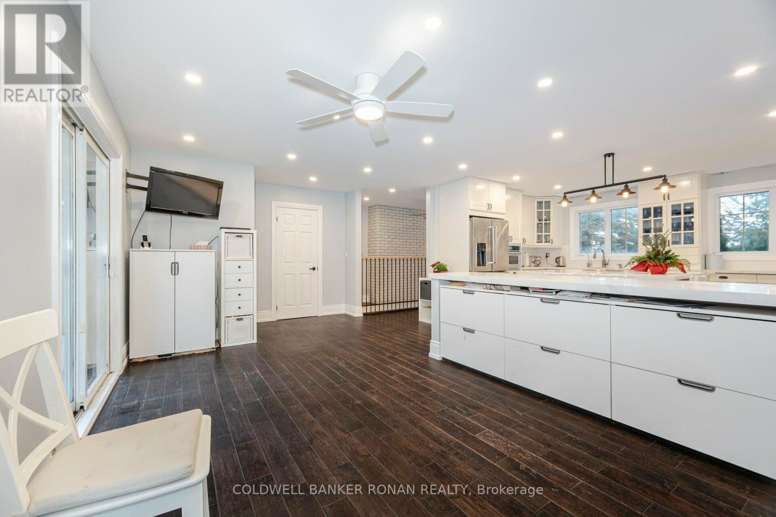 2209 10th Side Road, New Tecumseth (Tottenham), Ontario  L0G 1W0 - Photo 32 - N12929886